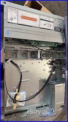 Dell PowerEdge R7415 2.5 X 24 BAY Chassis withBackplane P1MJ3 2WVC1